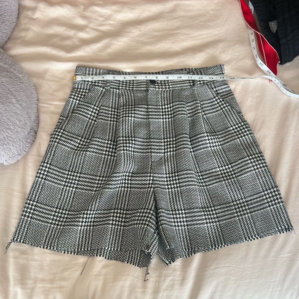vintage zz michaels shorts black and white checkered flannel
